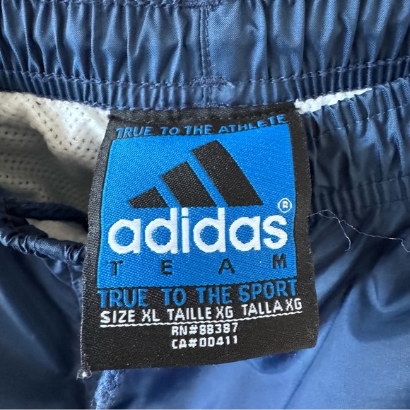 Vintage! Adidas Notre Dame University Basketball lined windbreaker set - Picture 11 of 16